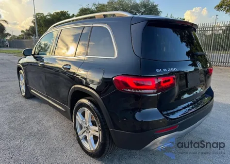 2020 Mercedes-Benz Glb 250 z USA, uszkodzony, nr VIN W1N4M4GB2LW019423